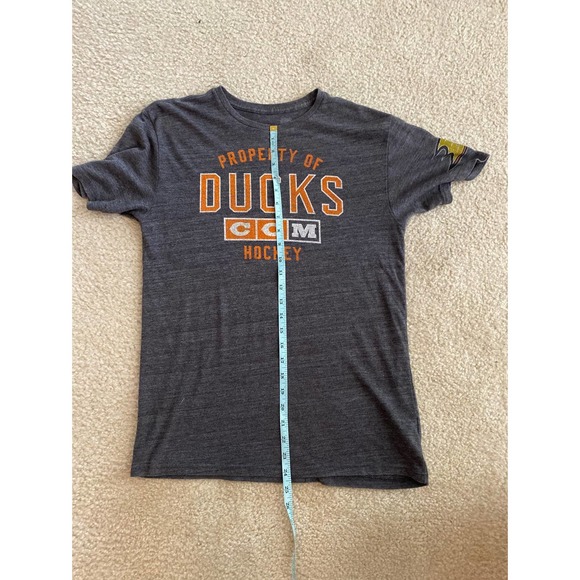 Anaheim Ducks T-shirt - Picture 5 of 6